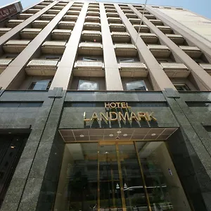 *** Hotel Landmark Japón
